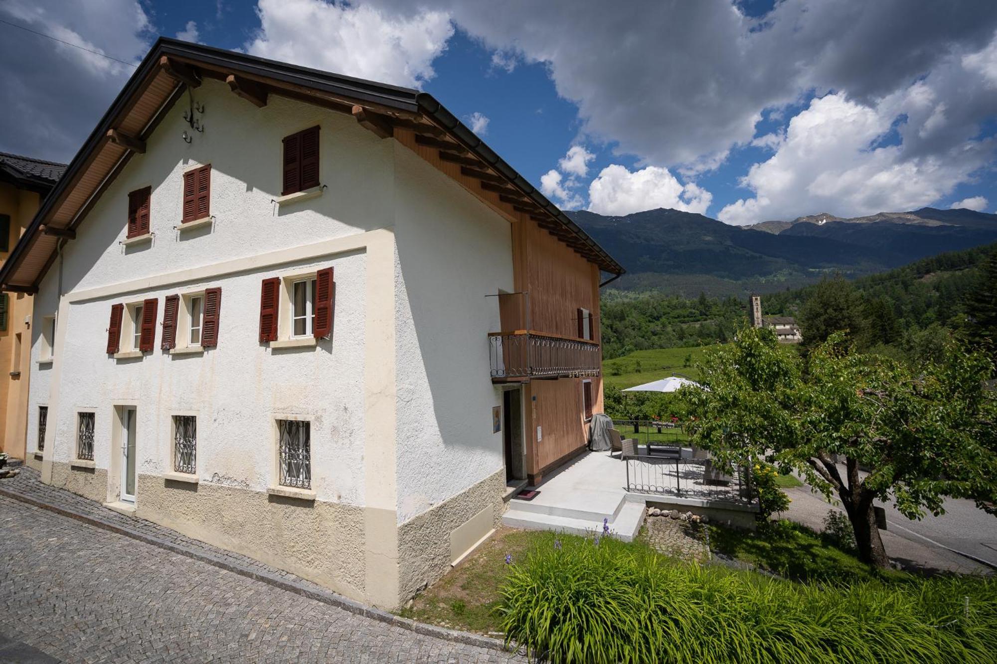 Casa Dorino - Luogo Idilliaco, Ideale Per Famiglie, Terrazza Ed Ampio Giardino, Vista Montagne, Sauna Privata Rodi Kültér fotó
